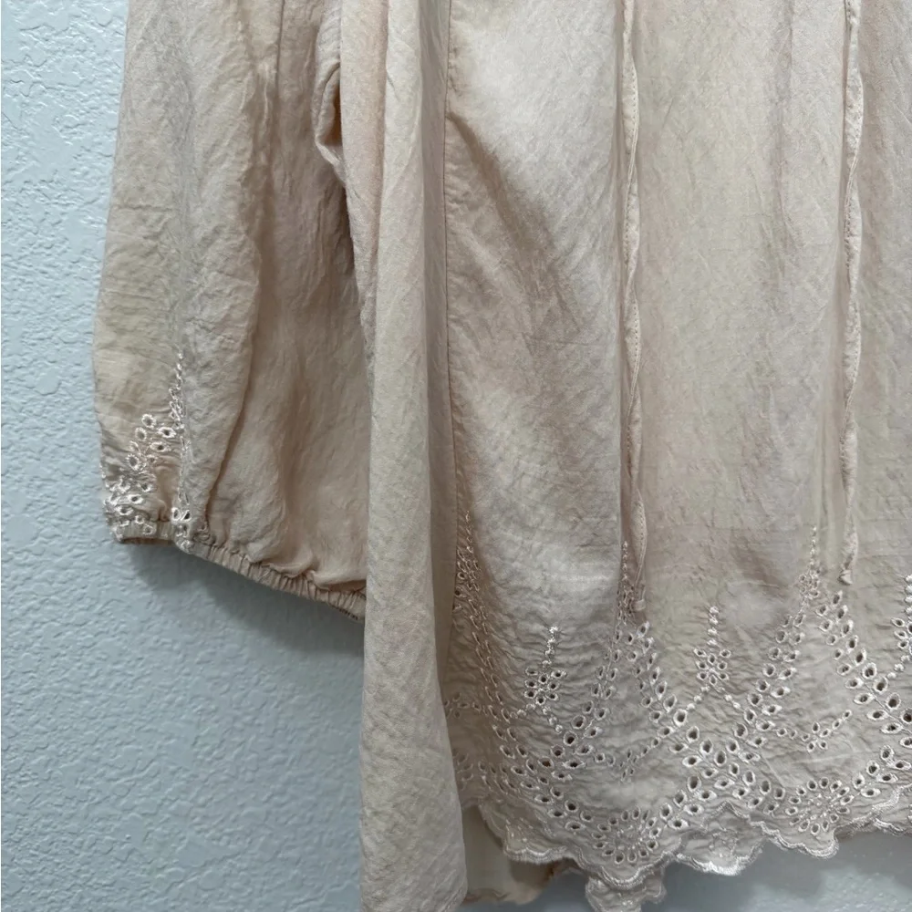 Fig and Flower Beige Lace Crochet 3/4 sleeve Blouse Women’s Size Large - Picture 3 of 10